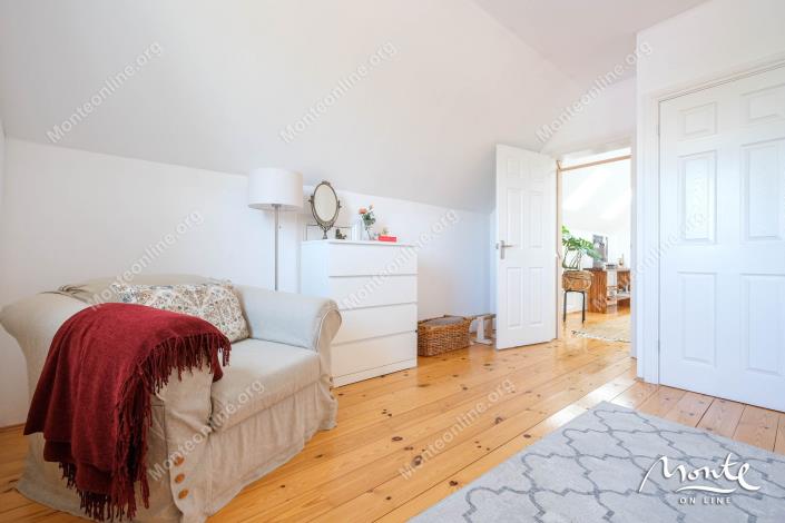 Image No.14-4 Bed House for sale