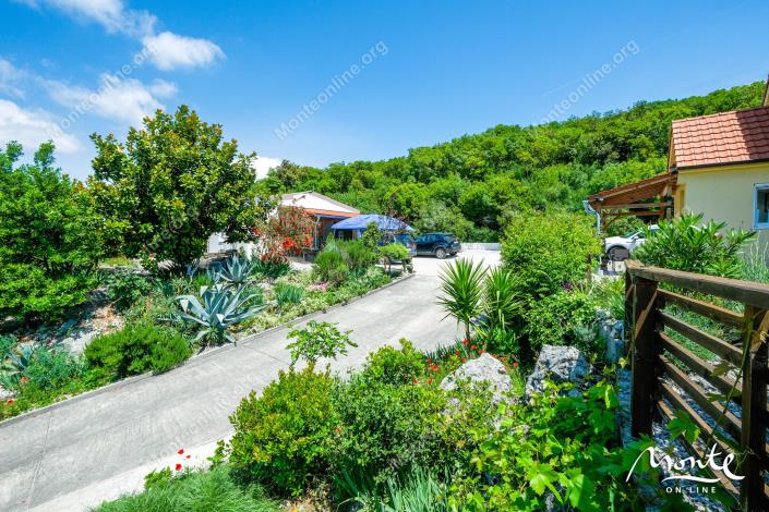 Image No.22-4 Bed House for sale