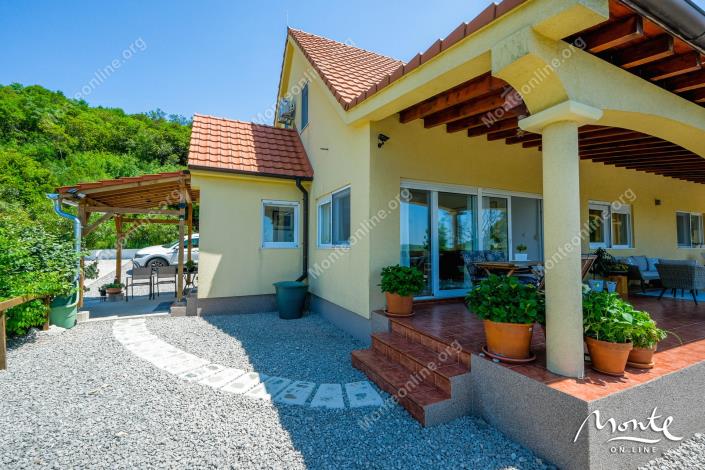 Image No.23-4 Bed House for sale