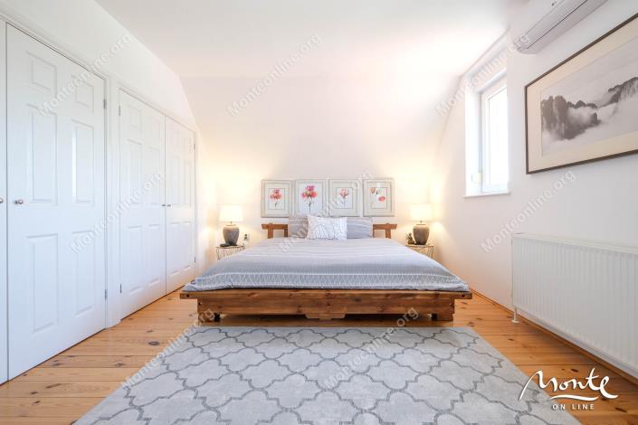 Image No.36-4 Bed House for sale