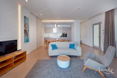 roskoshnyj-apartament-s-2-spalnyami-v-dukley-gardens-s-panoramnym-vidom-na-more-budva_02