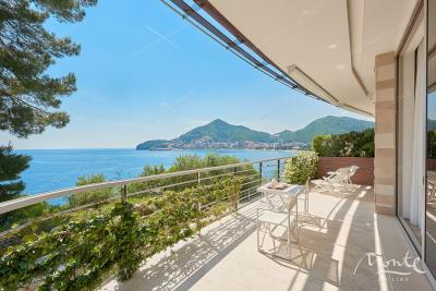 Appartement de 2 chambres à vendre à Budva