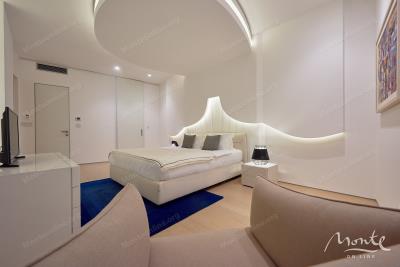 roskoshnyj-apartament-s-2-spalnyami-v-dukley-gardens-s-panoramnym-vidom-na-more-budva_07