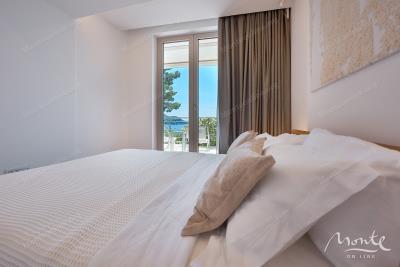 roskoshnyj-apartament-s-2-spalnyami-v-dukley-gardens-s-panoramnym-vidom-na-more-budva_12
