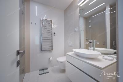 roskoshnyj-apartament-s-2-spalnyami-v-dukley-gardens-s-panoramnym-vidom-na-more-budva_15