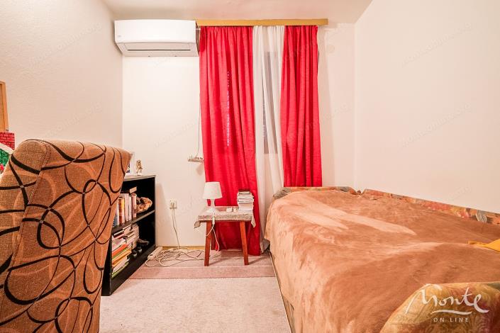 Image No.23-6 Bed House for sale