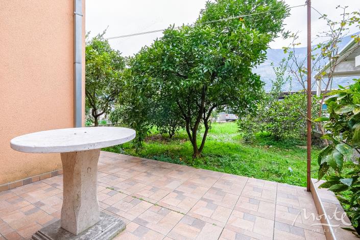 Image No.32-6 Bed House for sale