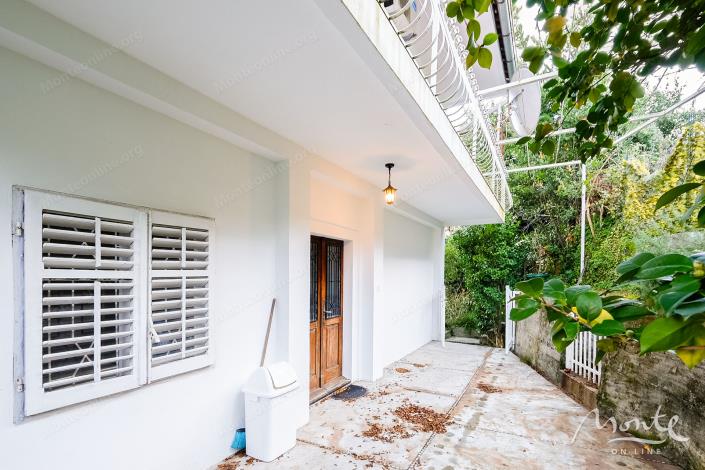 Image No.9-7 Bed House for sale