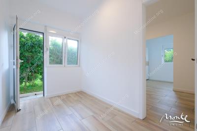 obnovlennyj-odnoetazhnyj-dom-s-vozmozhnostyu-nadstrojki-v-rajone-dumidran-tivat_06