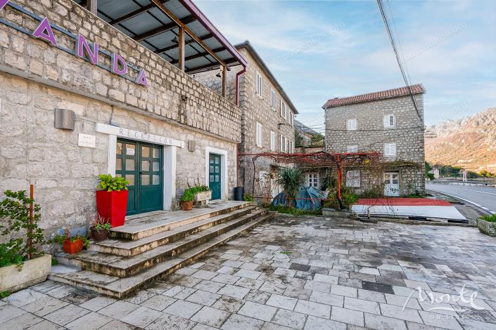 Image No.11-4 Bed House for sale