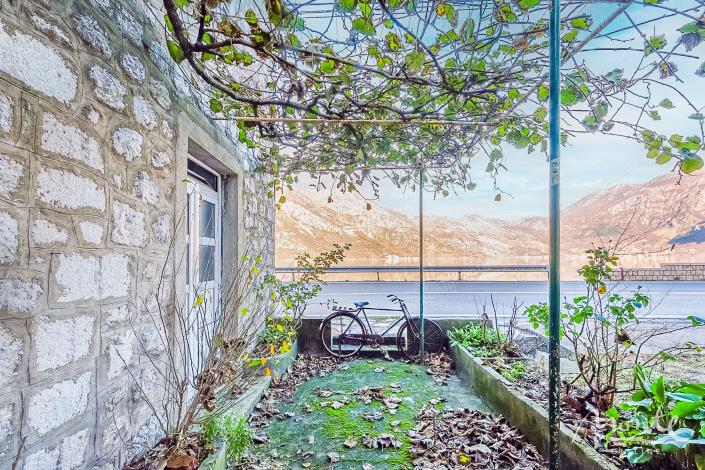 Image No.25-4 Bed House for sale