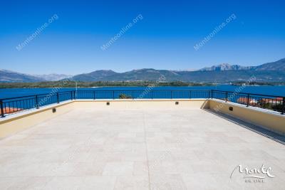 prostornyj-3-spalnyj-penthaus-s-vidom-na-boko-kotorskij-zaliv-v-krashichi-tivat_05