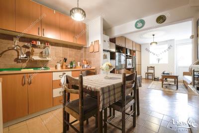 unikalnyj-3-etazhnyj-dom-v-starom-gorode-budvy-s-sadom_02