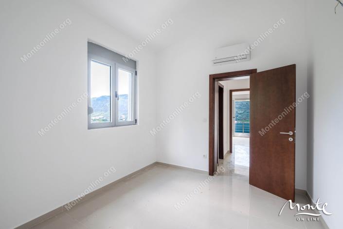 Image No.20-3 Bed Apartment for sale