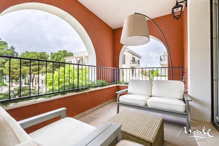 Image No.1-Appartement de 1 chambre à vendre à Tivat