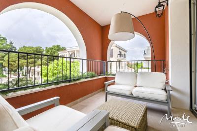 prostornaya-1-spalnaya-kvartira-v-elitnom-komplekse-centrale-lustica-bay_05