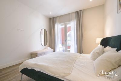 prostornaya-1-spalnaya-kvartira-v-elitnom-komplekse-centrale-lustica-bay_11