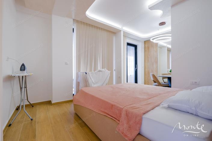 Image No.20-Studio for sale