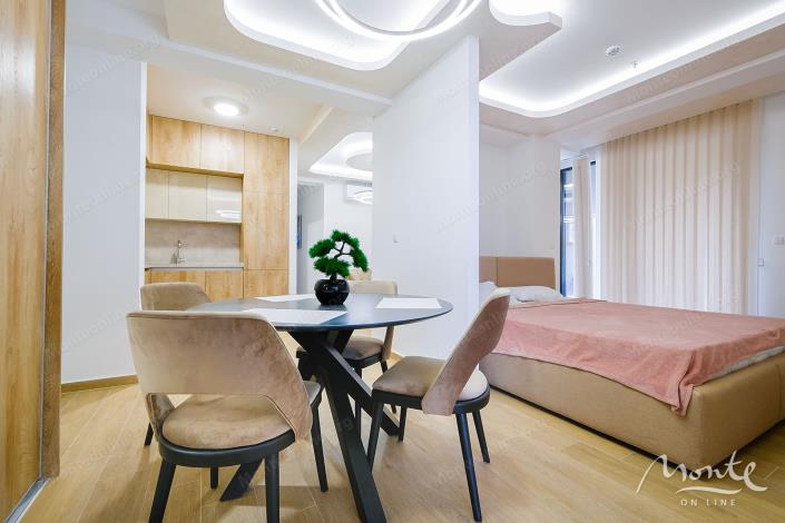 Image No.22-Studio for sale