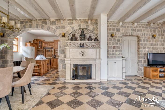 Image No.11-4 Bed House for sale