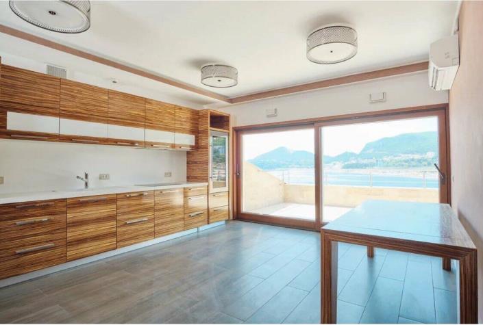 Image No.23-4 Bed Penthouse for sale