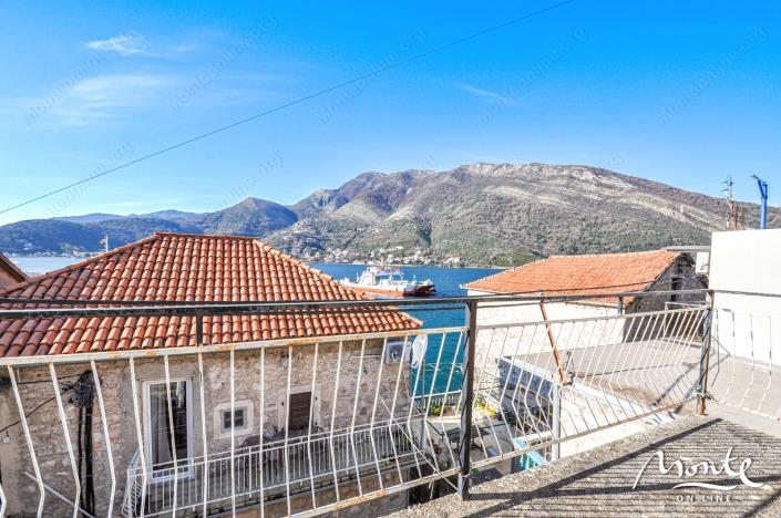 Image No.8-4 Bed House for sale