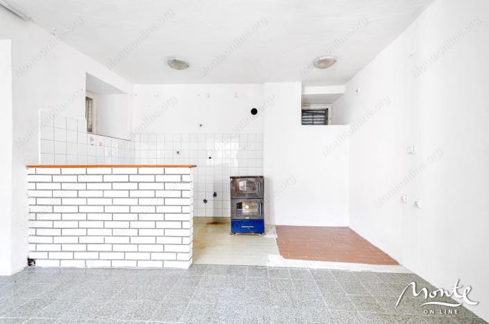 Image No.19-4 Bed House for sale