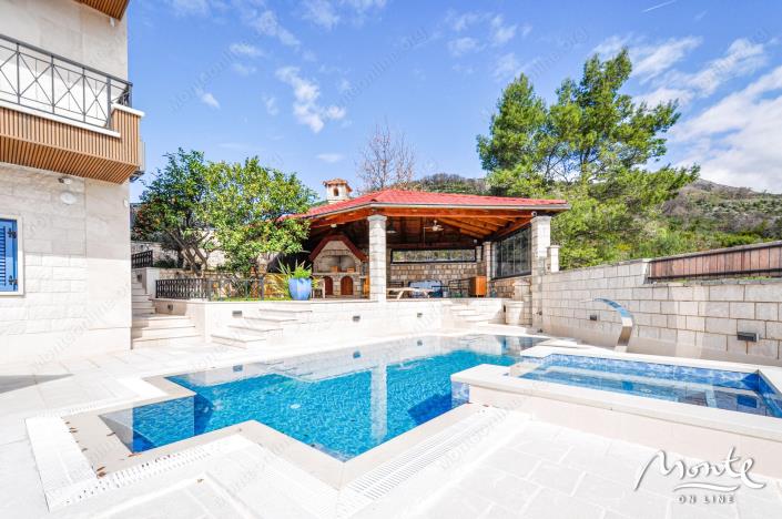 Image No.5-4 Bed Villa for sale