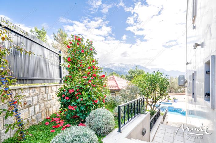 Image No.9-4 Bed Villa for sale