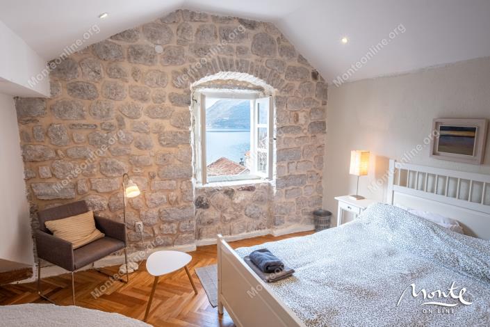 Image No.27-3 Bed House for sale