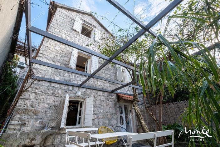 Image No.30-3 Bed House for sale