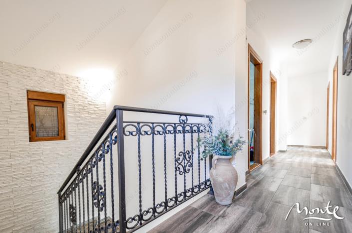 Image No.21-3 Bed House for sale