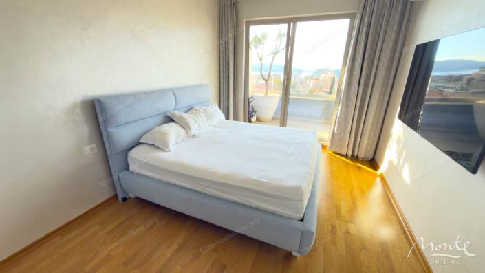 Image No.12-3 Bed Penthouse for sale