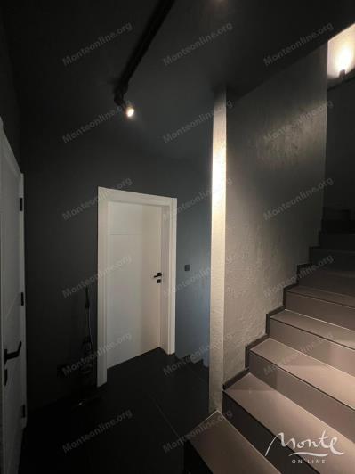 Image No.18-3 Bed House for sale