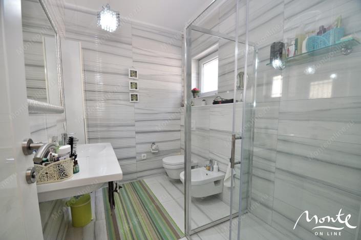 Image No.13-Villa de 4 chambres à vendre à Tivat