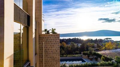 c9a0de2f-ac47-403c-a14f-c4ec7f65ad28