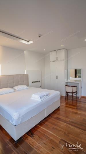 Image No.14-7 Bed Villa for sale