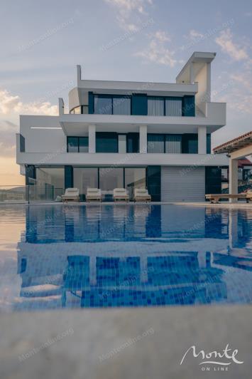 Image No.25-7 Bed Villa for sale