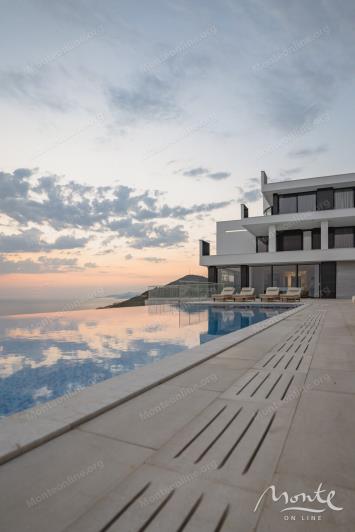 Image No.29-7 Bed Villa for sale