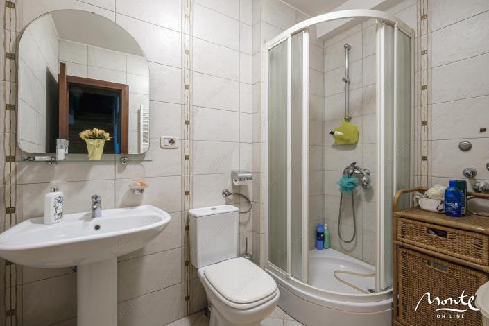 Image No.38-Villa de 4 chambres à vendre à Kotor