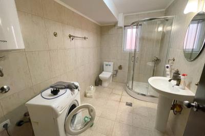 prostornyj-3-etazhnyj-dom-v-tihom-rajone-bara-s-vidom-na-more_04