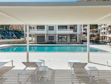 kvartira-v-novom-komplekse-na-1-linii-morja-so-svoim-prichalom_04