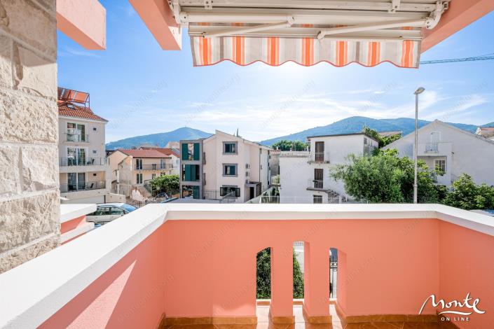 Image No.25-Un hôtel de 33 chambres à vendre à Budva