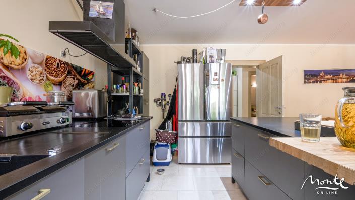 Image No.3-Maison de ville de 4 chambres à vendre à Kotor