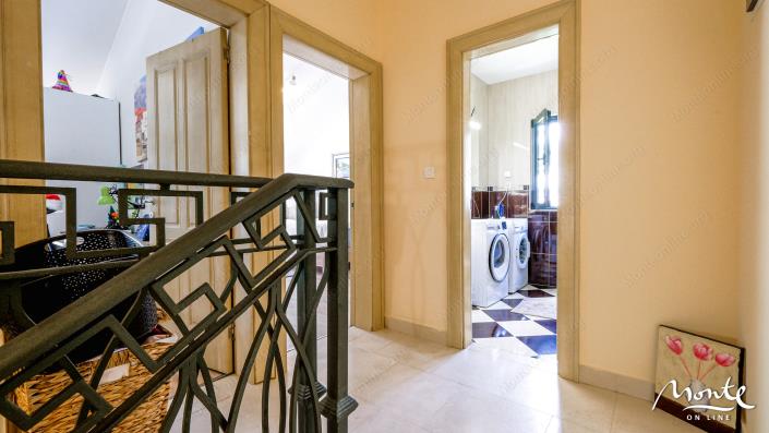 Image No.17-Maison de ville de 4 chambres à vendre à Kotor