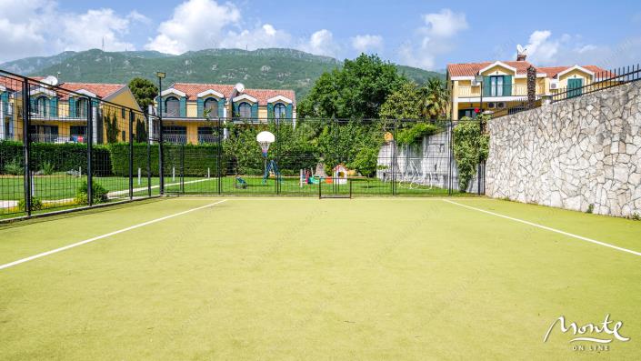 Image No.30-Maison de ville de 4 chambres à vendre à Kotor