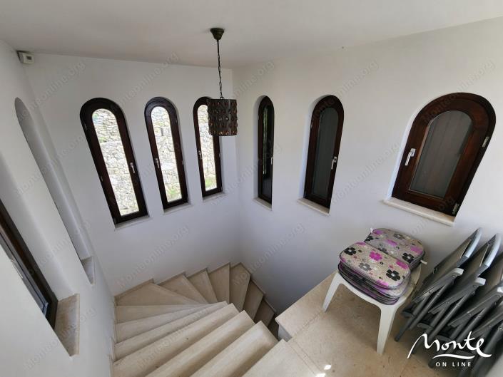 Image No.33-6 Bed Villa for sale