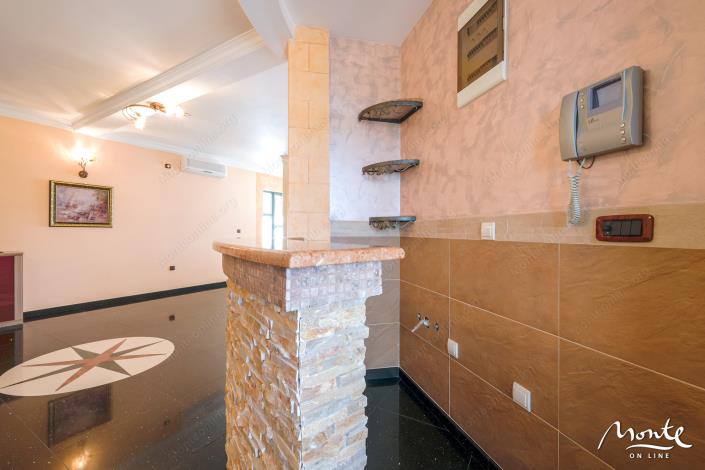 Image No.22-7 Bed Villa for sale