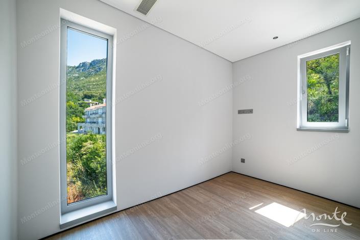 Image No.37-4 Bed Villa for sale