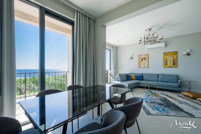 Image No.20-4 Bed Townhouse for sale